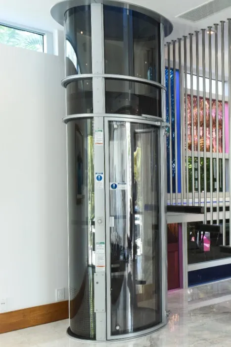 Elevador residencial PVE redondo con marco de aluminio plata anodizado